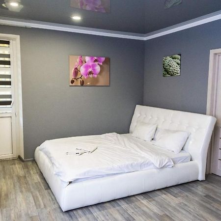 Cozy Apartment In A New Building Close To The Downtown Kiev Luaran gambar